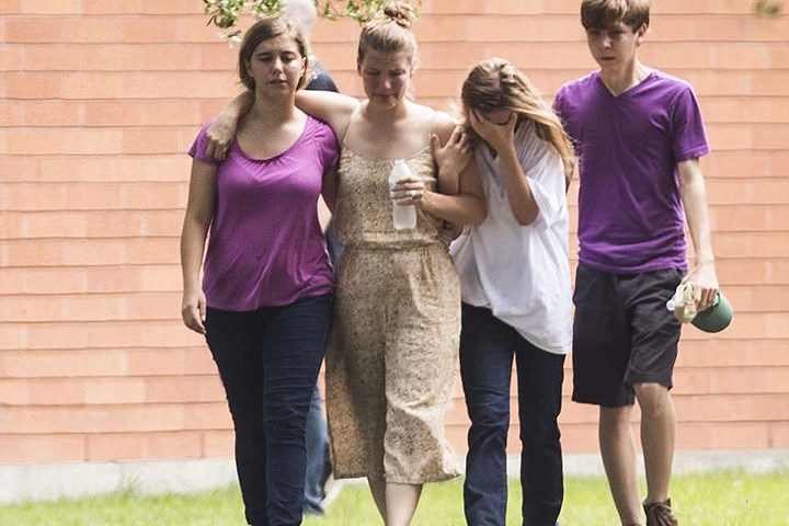 Chân dung sát thủ máu lạnh 17 tuổi xả súng làm 10 người chết ở Mỹ